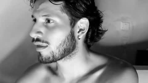 Snapshot of nicolasrodrii chatting on 18, 2, 2025 nicolasrodrii online show from 18, 2, 2025