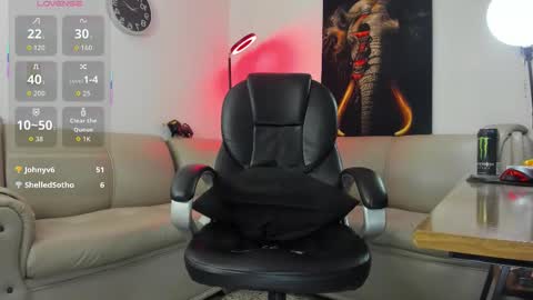 Nicolas Fellener online show from 17, 12, 2025