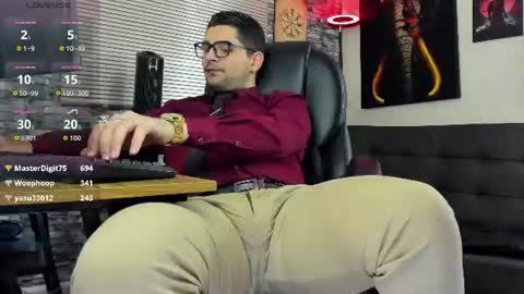 Snapshot of nicolass_fellener chatting on 5, 7, 2026 Nicolas Fellener online show from 5, 7, 2026