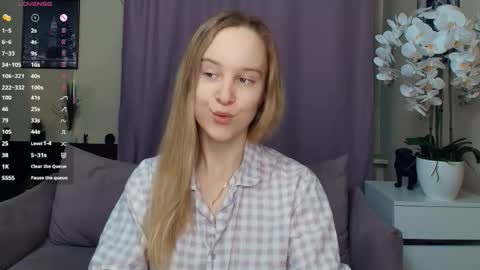 Nicoletta online show from 1, 3, 2026