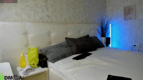 GMT7TueWedThSu 0300am-0900am. Sa 1000am-0400pm online show from 15, 10, 2025