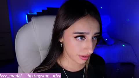 Nicole online show from 17, 12, 2025