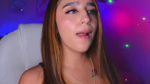 Nicole online show from 19, 7, 2026