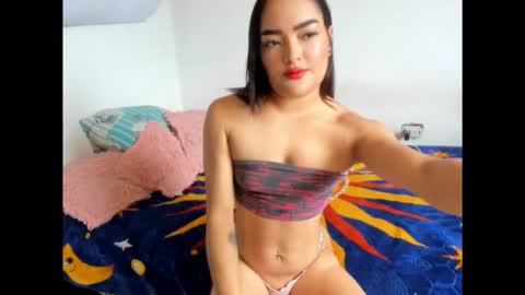 Snapshot of nicolefluffypussy chatting on 10, 3, 2026 Nicole jaymes online show from 10, 3, 2026