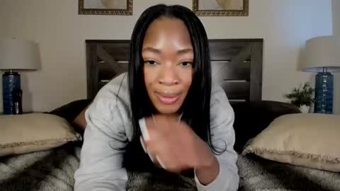 Nicole online show from 11, 4, 2026