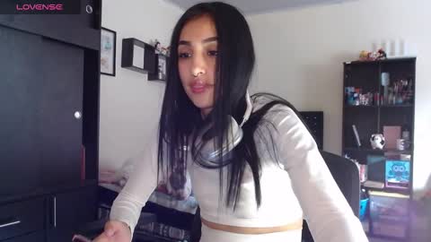 Nicole online show from 5, 1, 2026