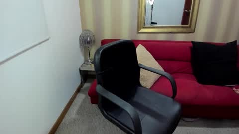 Nicolettcolin  online show from 5, 11, 2025