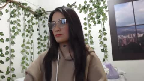 Snapshot of nicoll_anistocn chatting on 21, 4, 2026 NICOLL online show from 21, 4, 2026