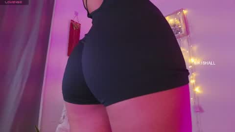 Snapshot of nicolle_swt chatting on 17, 6, 2026 Nicolle online show from 17, 6, 2026