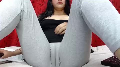 NICOLLE online show from 4, 11, 2025