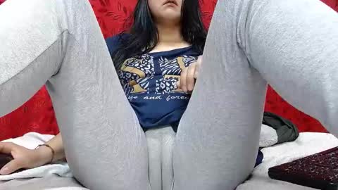 NICOLLE online show from 10, 2, 2026