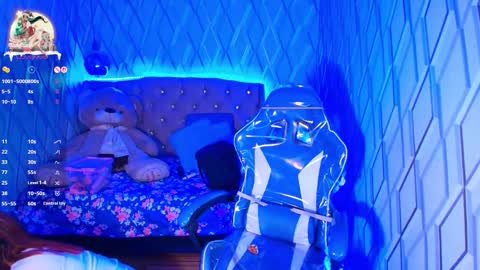 Snapshot of nicolletaylorq chatting on 18, 11, 2025 Nicolle Miley online show from 18, 11, 2025