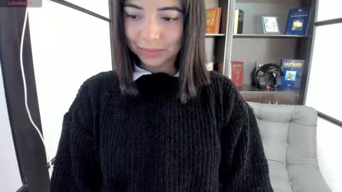 NicolRoss online show from 19, 9, 2025