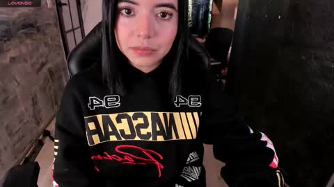 NicolRoss online show from 9, 11, 2025