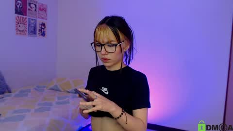 Snapshot of nicorobin7 chatting on 9, 4, 2026 NicoRobin777 online show from 9, 4, 2026
