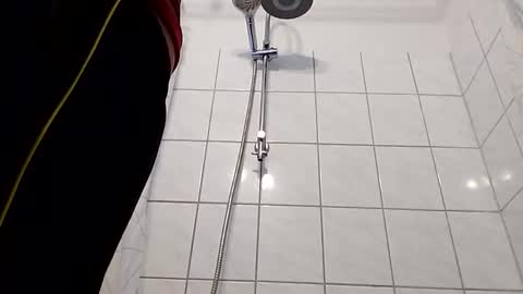 Snapshot of nighthawk28 chatting on 27, 4, 2026 MikeVanDyck online show from 27, 4, 2026