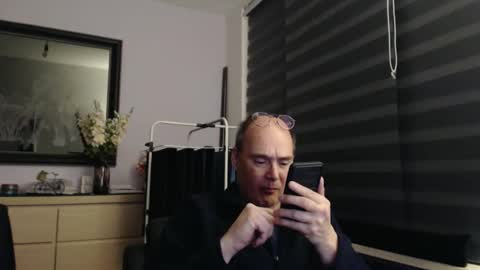 nightkeeper63 online show from 3, 2, 2026