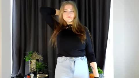 Azalea online show from 1, 12, 2025