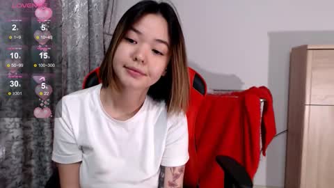 Niia online show from 21, 9, 2025