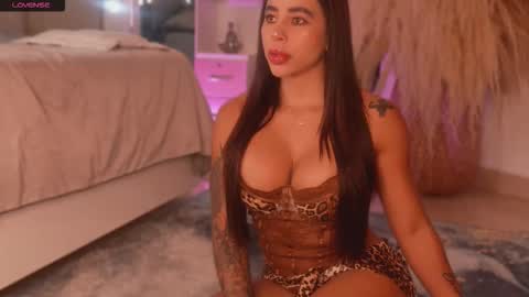 niiaa01 online show from 9, 10, 2025