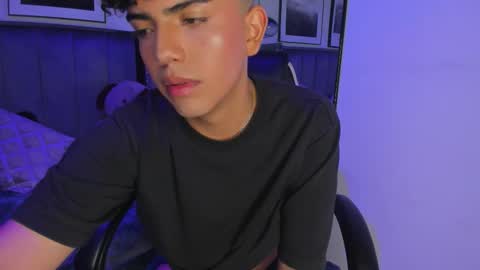 niick_twink online show from 31, 10, 2025