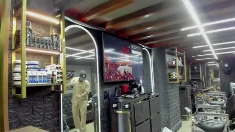 Snapshot of niickcooper chatting on 28, 4, 2026 Niick online show from 28, 4, 2026