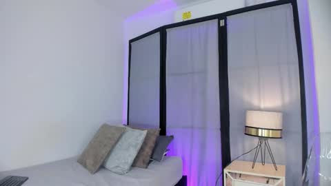 Snapshot of niicole_steele chatting on 7, 1, 2026 Niicole online show from 7, 1, 2026