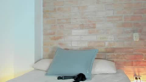 Snapshot of niicole_steele chatting on 12, 7, 2026 Niicole online show from 12, 7, 2026