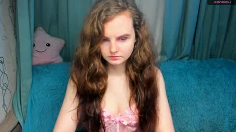 Snapshot of niiik_miiiki chatting on 30, 4, 2026 niiik_miiiki online show from 30, 4, 2026
