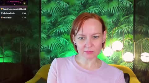 Snapshot of nika_gentle chatting on 25, 12, 2024 Nika online show from 25, 12, 2024