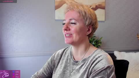 Snapshot of nika_smit chatting on 23, 12, 2024 Nika online show from 23, 12, 2024