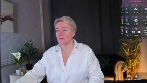 Snapshot of nika_smit chatting on 19, 4, 2026 Nika online show from 19, 4, 2026