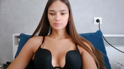 Snapshot of nika_verona1 chatting on 1, 4, 2026 Nika online show from 1, 4, 2026