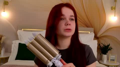 Snapshot of nikaflowers chatting on 16, 4, 2026 Nika online show from 16, 4, 2026