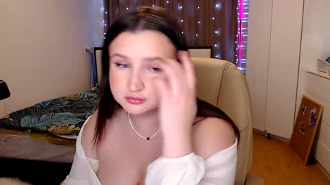 Snapshot of nikaking22 chatting on 8, 12, 2024 nikaking22 online show from 8, 12, 2024