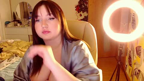 Snapshot of nikaking22 chatting on 8, 1, 2025 nikaking22 online show from 8, 1, 2025