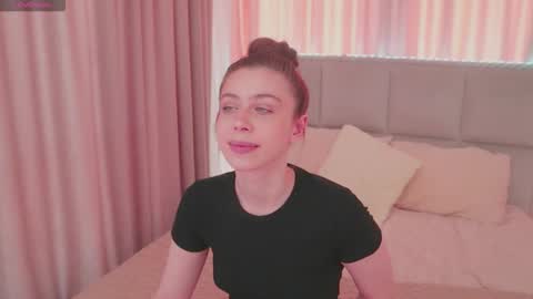 Snapshot of nikaletta chatting on 4, 5, 2026 Nika online show from 4, 5, 2026