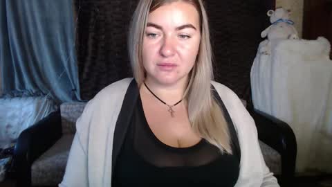 Snapshot of nikaskylink chatting on 15, 10, 2025 Nika online show from 15, 10, 2025