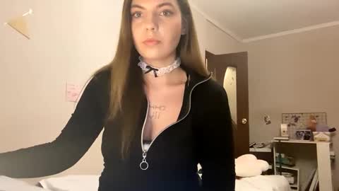 nikastardust online show from 26, 1, 2025