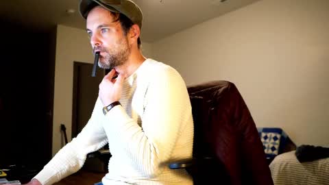 Snapshot of nikejude56 chatting on 10, 10, 2025 Nike Jude online show from 10, 10, 2025