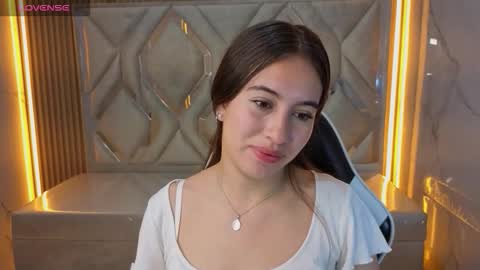 Snapshot of nikka_tx chatting on 8, 3, 2026 Online 2200 to 600 online show from 8, 3, 2026