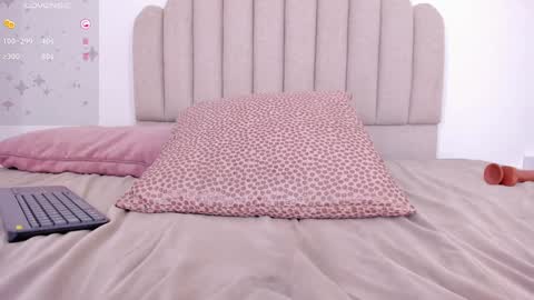 Snapshot of nikki_angel_ chatting on 26, 1, 2025 NIkki Angel online show from 26, 1, 2025