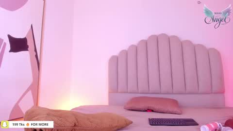 Snapshot of nikki_angel_ chatting on 26, 9, 2025 NIkki Angel online show from 26, 9, 2025