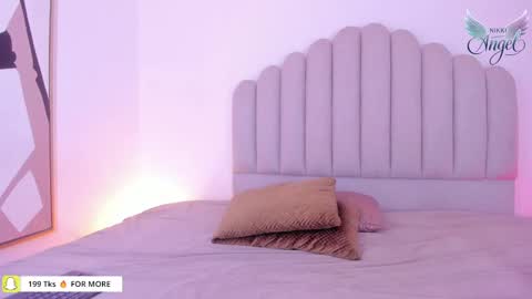 Snapshot of nikki_angel_ chatting on 29, 9, 2025 NIkki Angel online show from 29, 9, 2025
