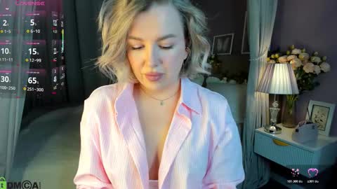 Snapshot of nikki_kai chatting on 21, 10, 2025 Nikki online show from 21, 10, 2025