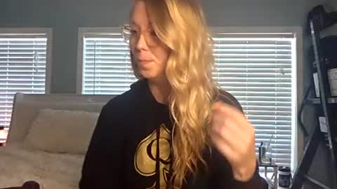 Snapshot of nikkib653466 chatting on 11, 6, 2026 nikkib653466 online show from 11, 6, 2026