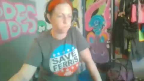 Nikkie online show from 12, 10, 2025