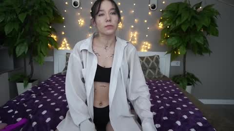 Nikki online show from 1, 2, 2025