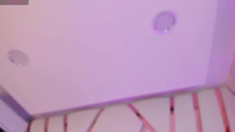 Nikki  online show from 25, 1, 2025