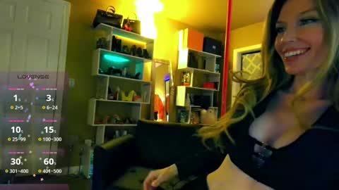 Snapshot of nikkiprincess chatting on 4, 3, 2025 Schedule IN BIO online show from 4, 3, 2025